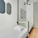 Spacieux -2br-8p-proche Nation Lägenhet